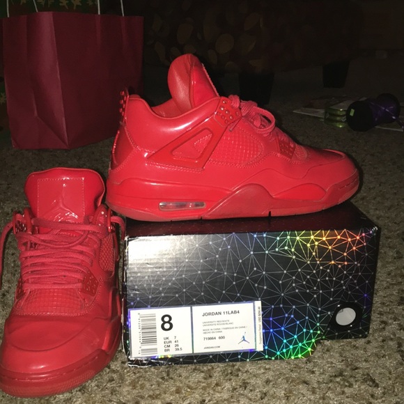 Jordan 4 - Picture 1 of 2
